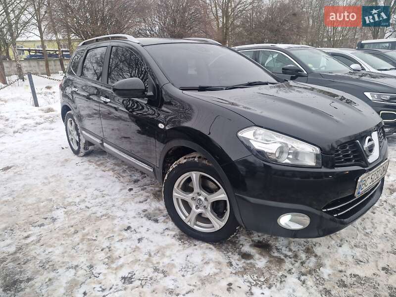 Позашляховик / Кросовер Nissan Qashqai+2 2011 в Івано-Франківську Позашляховик / Кросовер Nissan Qashqai+2 2011 в Івано-Франківську