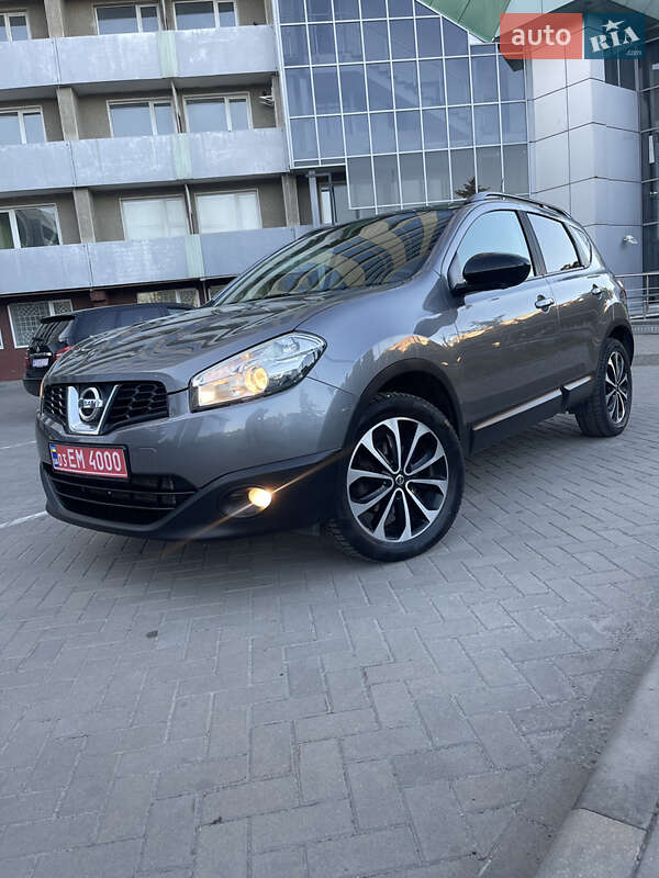 Внедорожник / Кроссовер Nissan Qashqai 2013 в Луцке Внедорожник / Кроссовер Nissan Qashqai 2013 в Луцке