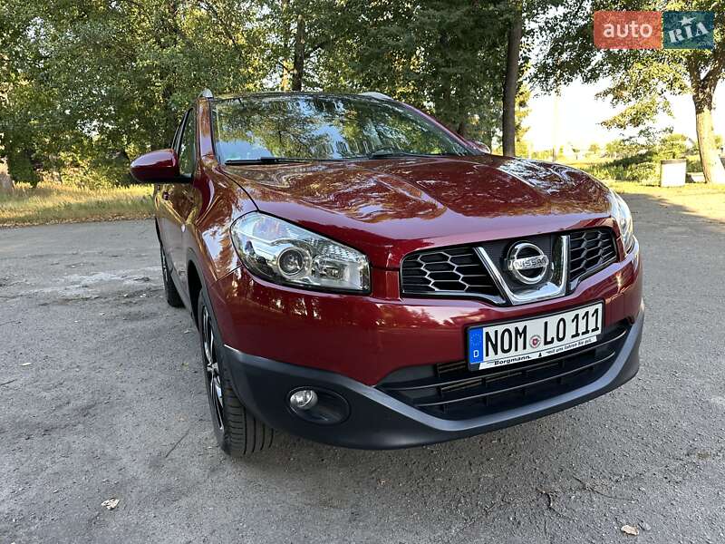 Внедорожник / Кроссовер Nissan Qashqai 2011 в Лебедине