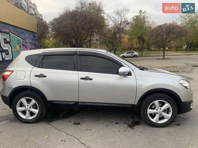 Внедорожник / Кроссовер Nissan Qashqai 2012 в Харькове