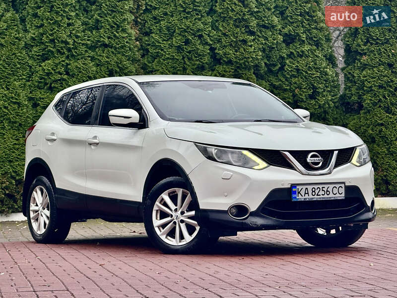 Внедорожник / Кроссовер Nissan Qashqai 2015 в Киеве
