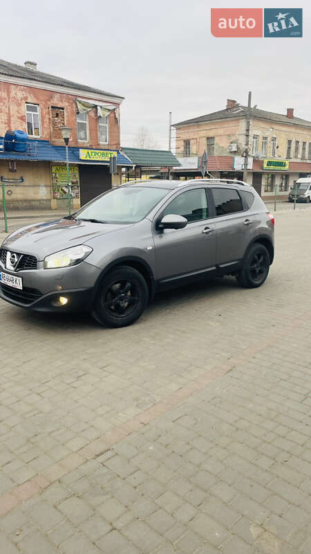 Внедорожник / Кроссовер Nissan Qashqai 2012 в Могилев-Подольске Внедорожник / Кроссовер Nissan Qashqai 2012 в Могилев-Подольске