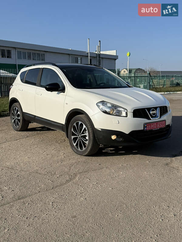 Внедорожник / Кроссовер Nissan Qashqai 2013 в Вознесенске