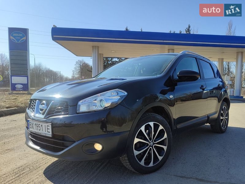 Внедорожник / Кроссовер Nissan Qashqai 2012 в Староконстантинове