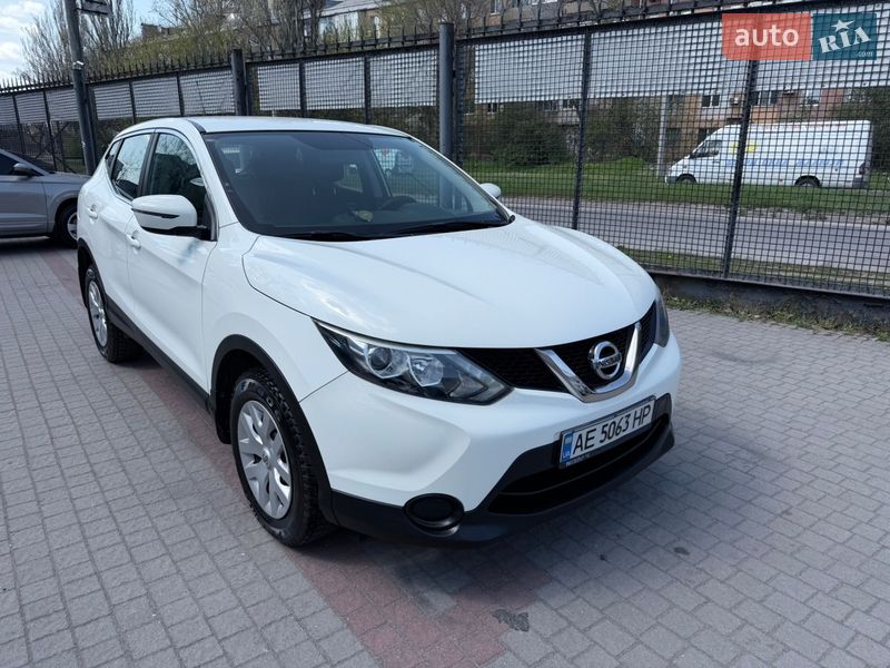 Позашляховик / Кросовер Nissan Qashqai 2016 в Запоріжжі