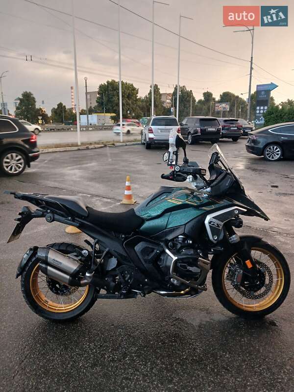 Мотоцикл Многоцелевой (All-round) BMW R 1300GS 2024 в Корсуне-Шевченковском Мотоцикл Многоцелевой (All-round) BMW R 1300GS 2024 в Корсуне-Шевченковском