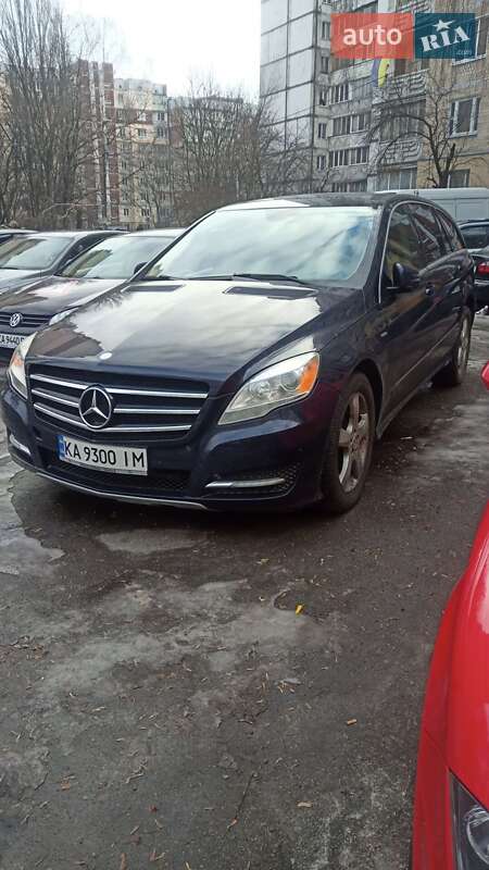 Універсал Mercedes-Benz R-Class 2012 в Києві Універсал Mercedes-Benz R-Class 2012 в Києві