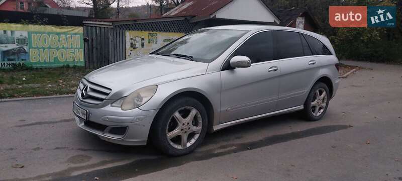 Мінівен Mercedes-Benz R-Class 2006 в Тячеві Мінівен Mercedes-Benz R-Class 2006 в Тячеві