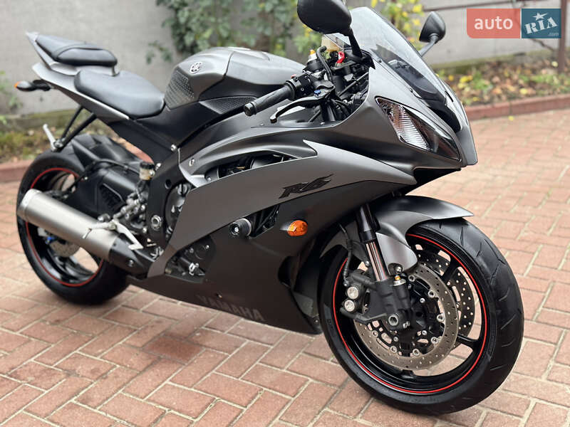 Спортбайк Yamaha R6 2013 в Сновске
