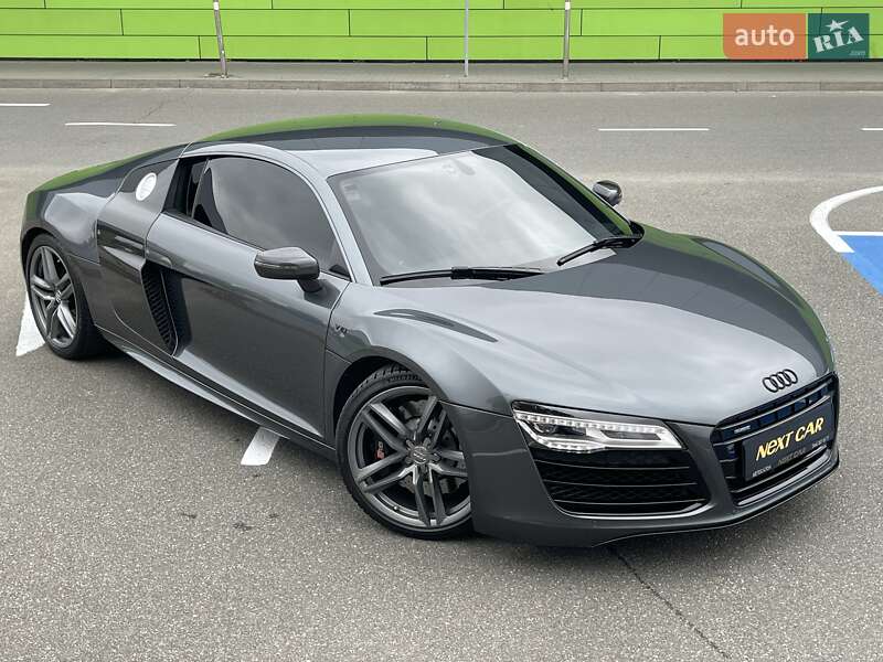 Купе Audi R8 2013 в Киеве