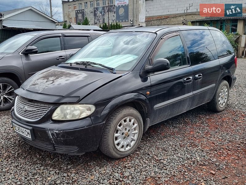 Минивэн Dodge Ram Van 2002 в Шептицькому