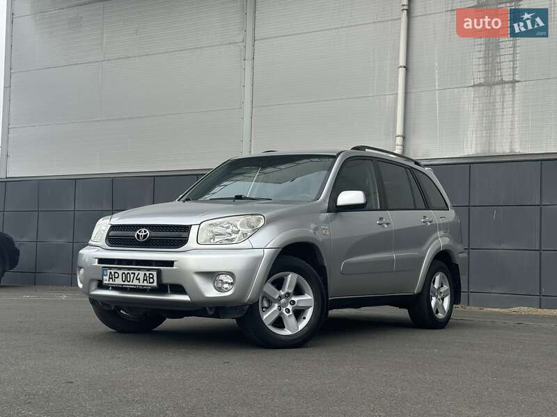 Внедорожник / Кроссовер Toyota RAV4 2004 в Одессе