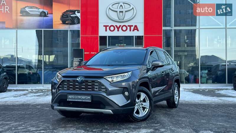 Позашляховик / Кросовер Toyota RAV4 2020 в Івано-Франківську