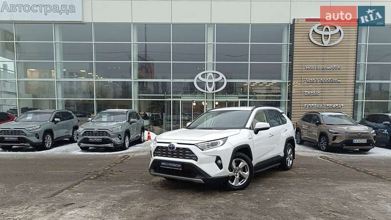 Позашляховик / Кросовер Toyota RAV4 2019 в Києві