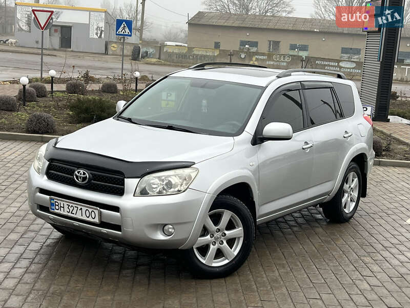 Внедорожник / Кроссовер Toyota RAV4 2006 в Белгороде-Днестровском