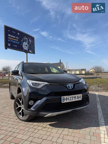 Позашляховик / Кросовер Toyota RAV4 2017 в Одесі Позашляховик / Кросовер Toyota RAV4 2017 в Одесі
