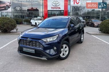 Позашляховик / Кросовер Toyota RAV4 2019 в Хмельницькому