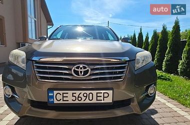 Внедорожник / Кроссовер Toyota RAV4 2010 в Кицмани