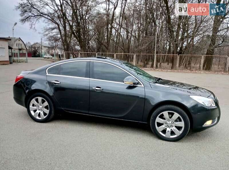 Седан Buick Regal 2012 в Чернигове