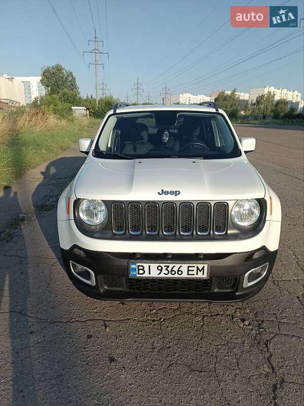 Внедорожник / Кроссовер Jeep Renegade 2016 в Карловке