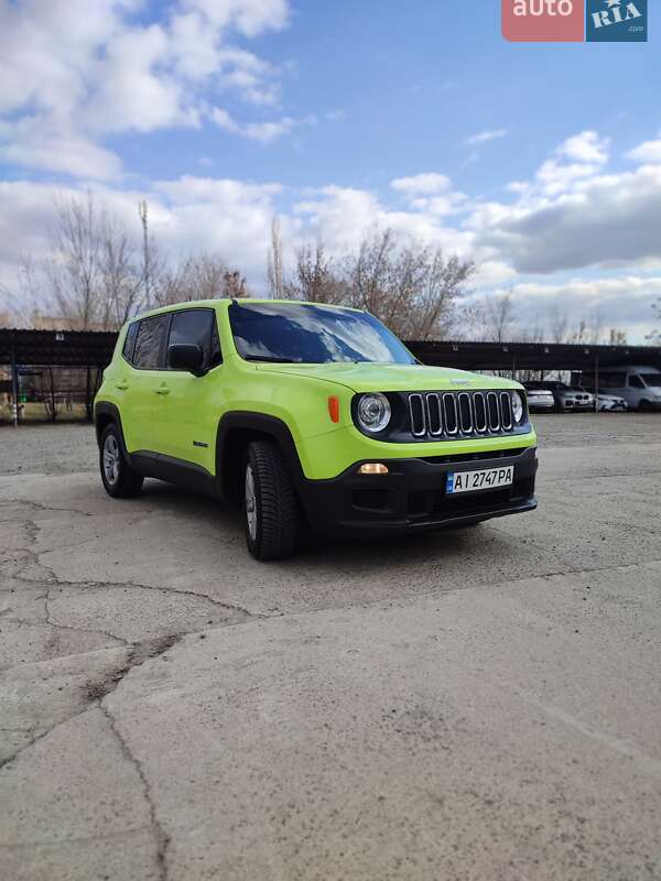 Внедорожник / Кроссовер Jeep Renegade 2017 в Южноукраинске