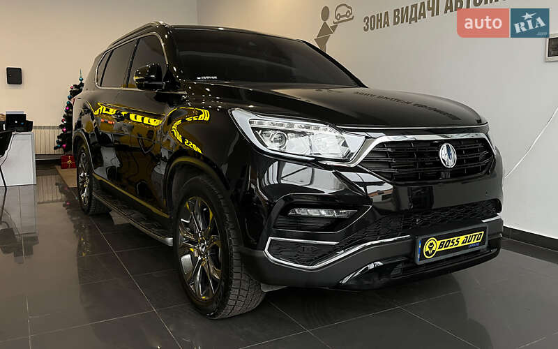 Позашляховик / Кросовер SsangYong Rexton 2017 в Шептицькому