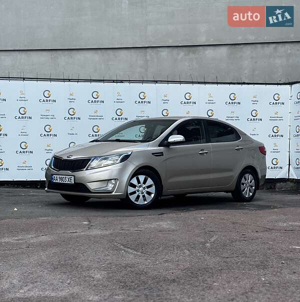 Седан Kia Rio 2012 в Киеве Седан Kia Rio 2012 в Киеве