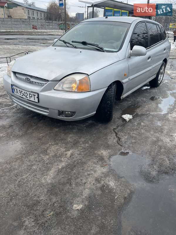 Универсал Kia Rio 2003 в Киеве