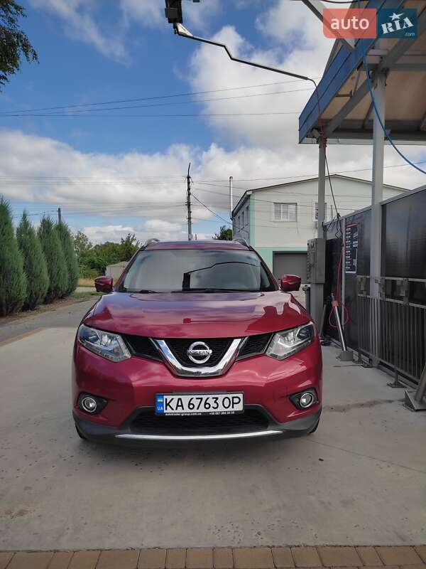 Внедорожник / Кроссовер Nissan Rogue 2014 в Мироновке Внедорожник / Кроссовер Nissan Rogue 2014 в Мироновке