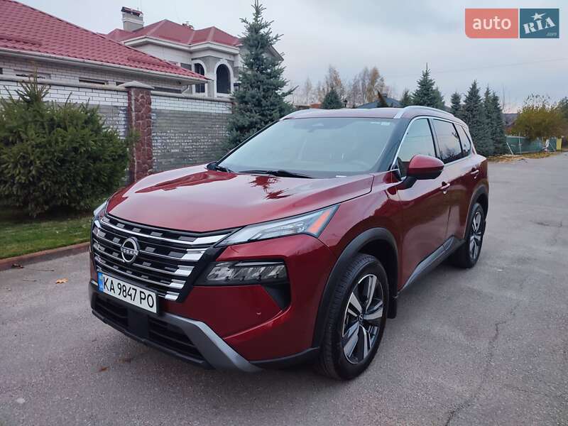 Внедорожник / Кроссовер Nissan Rogue 2024 в Киеве