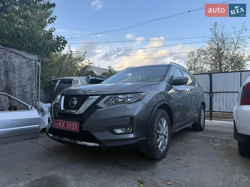 Внедорожник / Кроссовер Nissan Rogue 2019 в Кременчуге Внедорожник / Кроссовер Nissan Rogue 2019 в Кременчуге