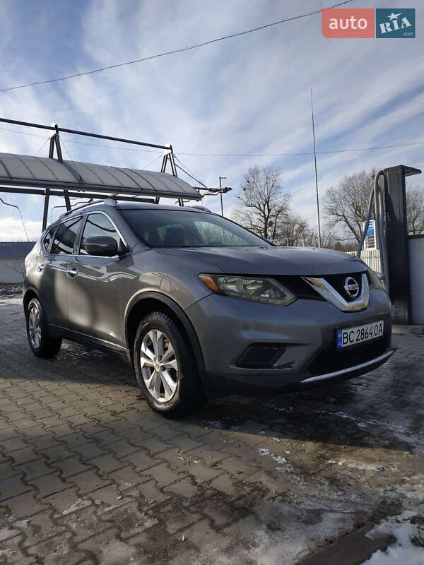 Внедорожник / Кроссовер Nissan Rogue 2014 в Самборе