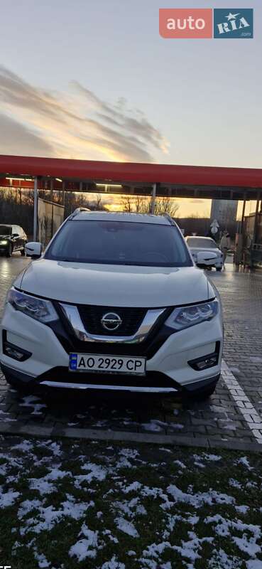 Внедорожник / Кроссовер Nissan Rogue 2018 в Иршаве Внедорожник / Кроссовер Nissan Rogue 2018 в Иршаве