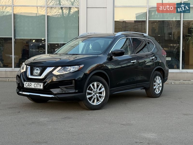 Внедорожник / Кроссовер Nissan Rogue 2019 в Киеве