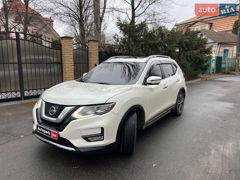 Внедорожник / Кроссовер Nissan Rogue 2017 в Киеве Внедорожник / Кроссовер Nissan Rogue 2017 в Киеве