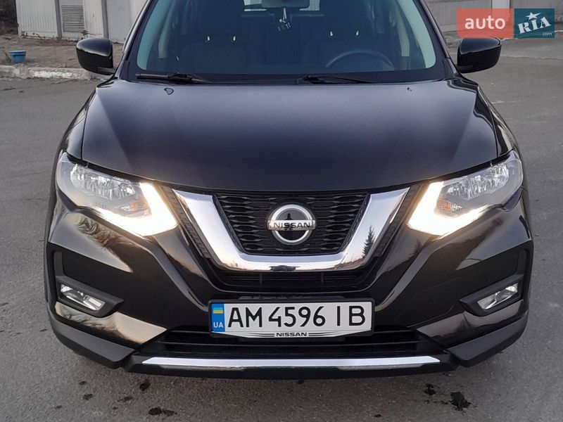 Внедорожник / Кроссовер Nissan Rogue 2018 в Бердичеве