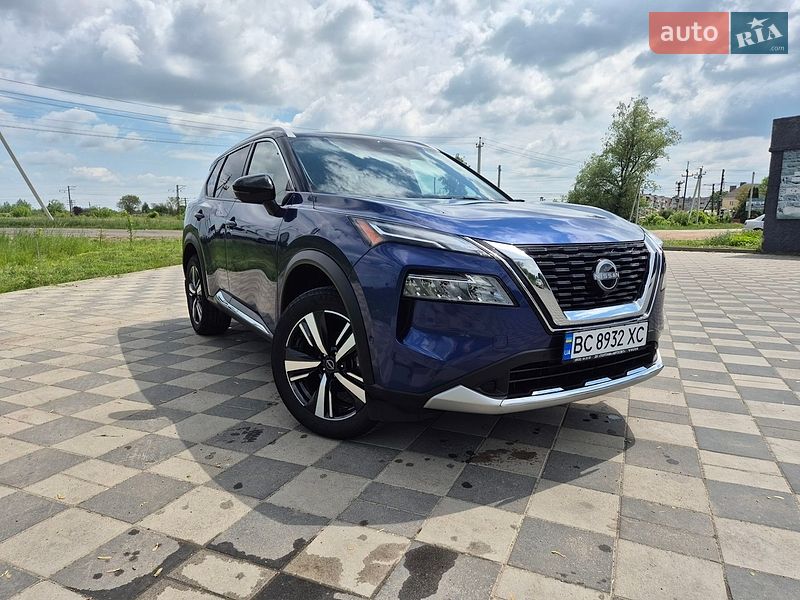 Внедорожник / Кроссовер Nissan Rogue 2023 в Самборе