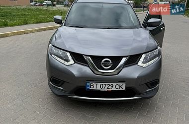 Внедорожник / Кроссовер Nissan Rogue 2016 в Черновцах