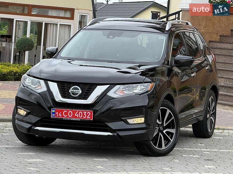 Внедорожник / Кроссовер Nissan Rogue 2018 в Дрогобыче