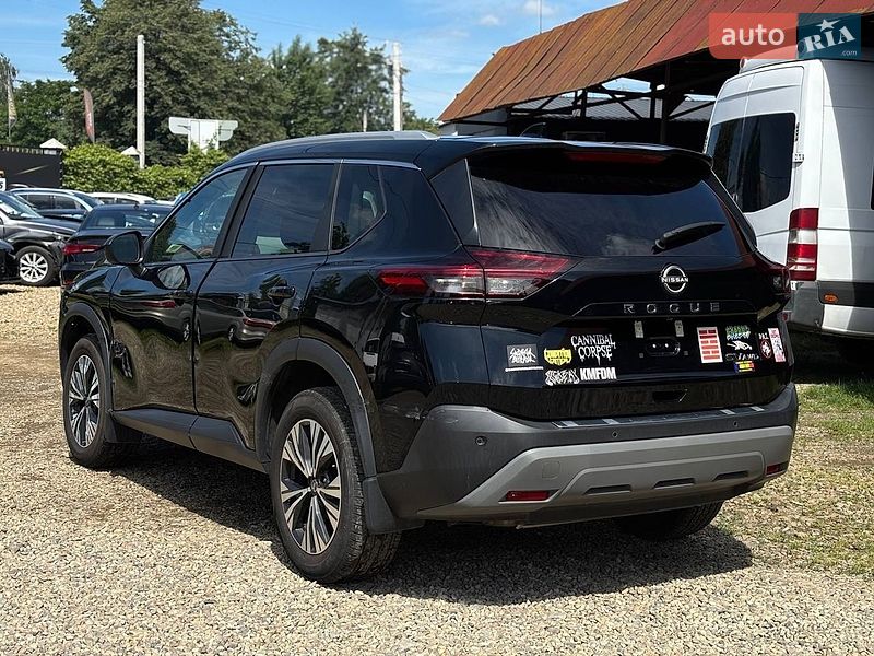 Внедорожник / Кроссовер Nissan Rogue 2023 в Стрые