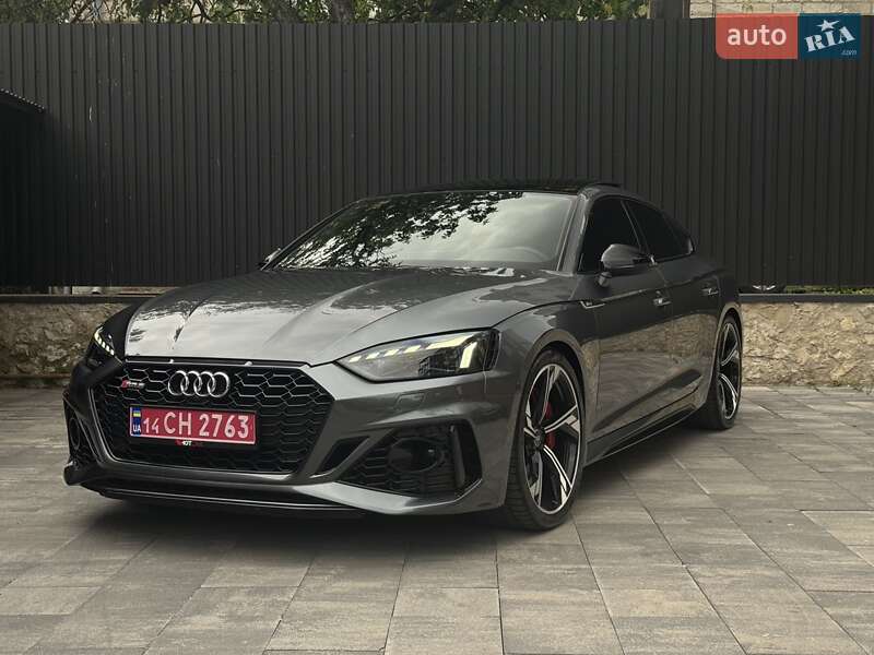 Лифтбек Audi RS5 2020 в Киеве Лифтбек Audi RS5 2020 в Киеве