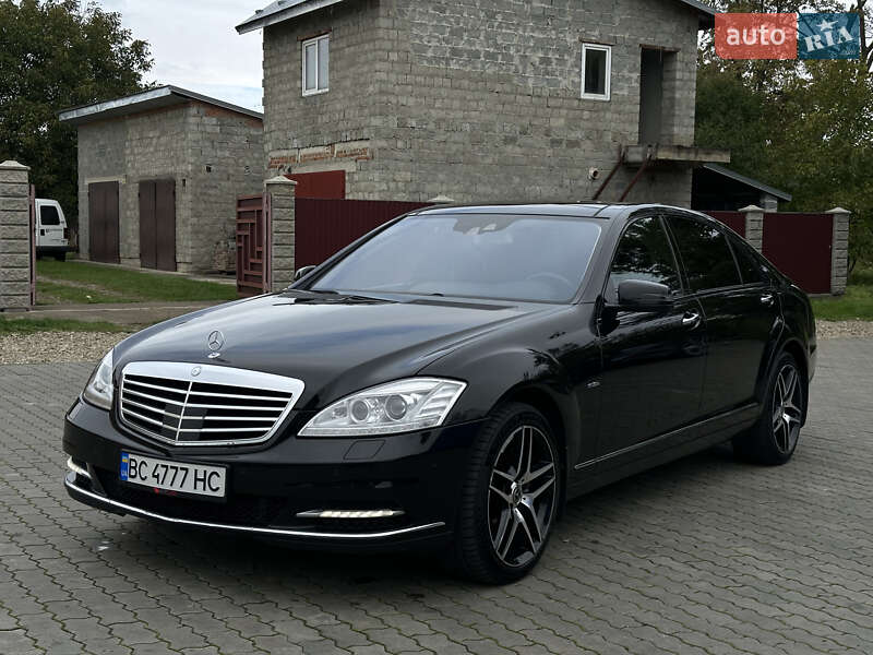Седан Mercedes-Benz S-Class 2012 в Стрые