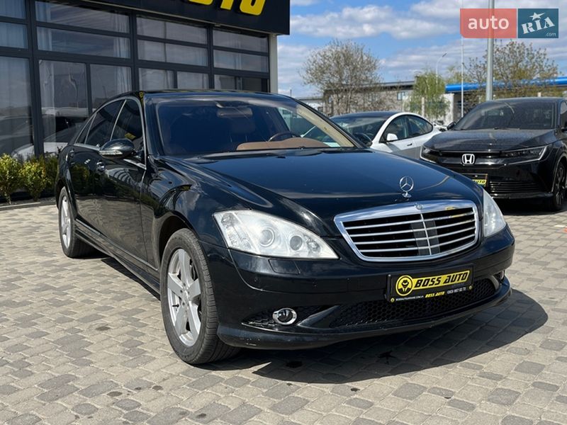 Седан Mercedes-Benz S-Class 2006 в Мукачево Седан Mercedes-Benz S-Class 2006 в Мукачево