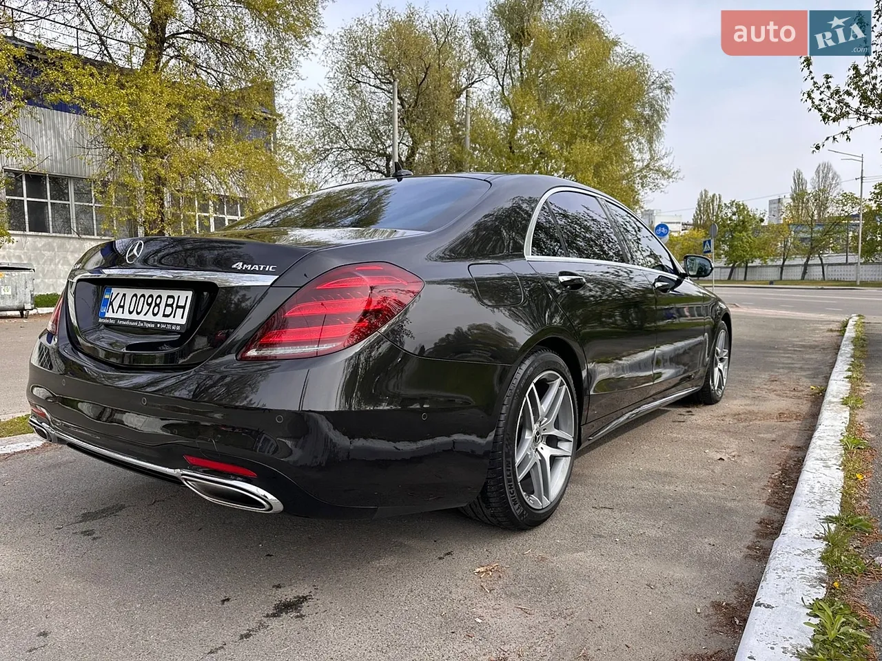 Mercedes-Benz S-Class 2017 photo 3