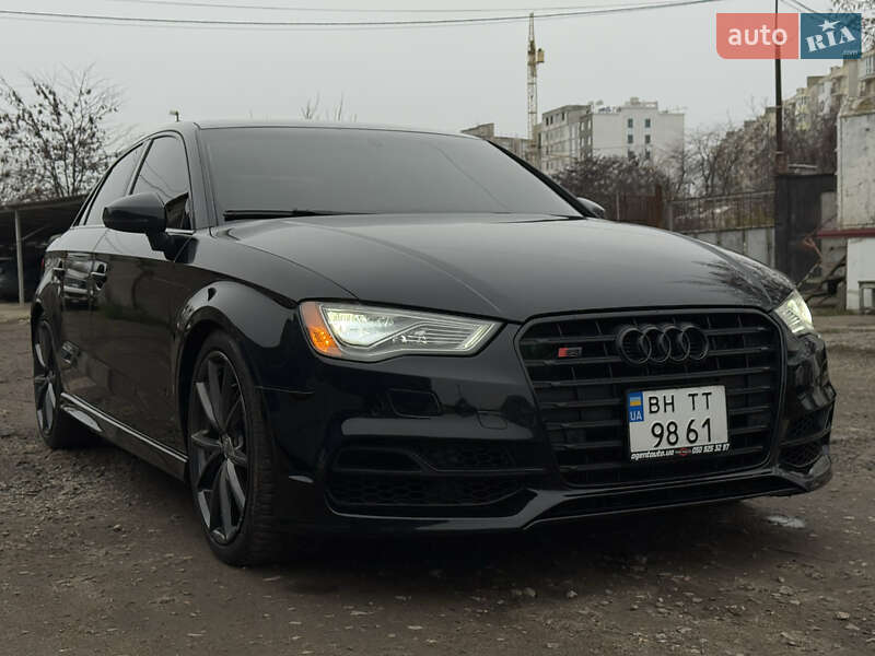 Седан Audi S3 2015 в Одесі