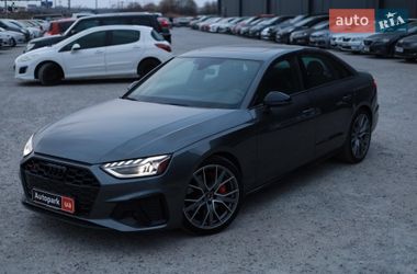 Седан Audi S4 2022 в Львове Седан Audi S4 2022 в Львове