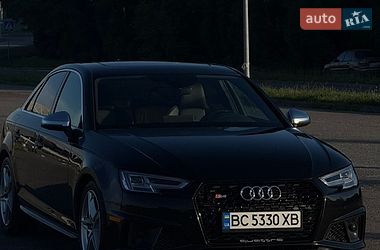 Седан Audi S4 2019 в Львові