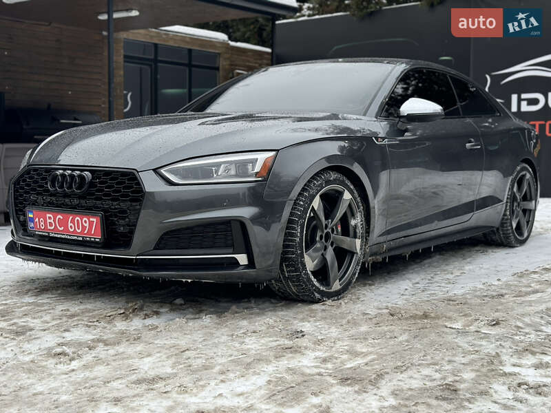 Купе Audi S5 2017 в Киеве