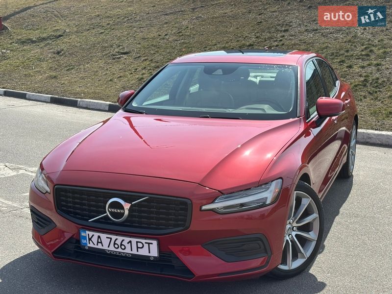Седан Volvo S60 2020 в Киеве