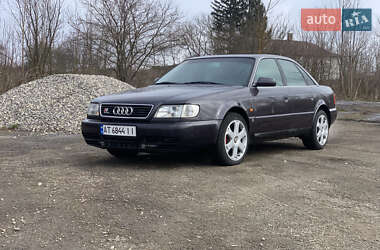 Седан Audi S6 1994 в Тлумаче